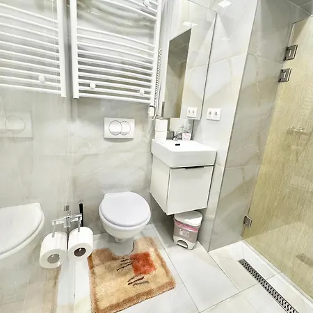 Apartmán P21 Studio With Ac Next To Castle